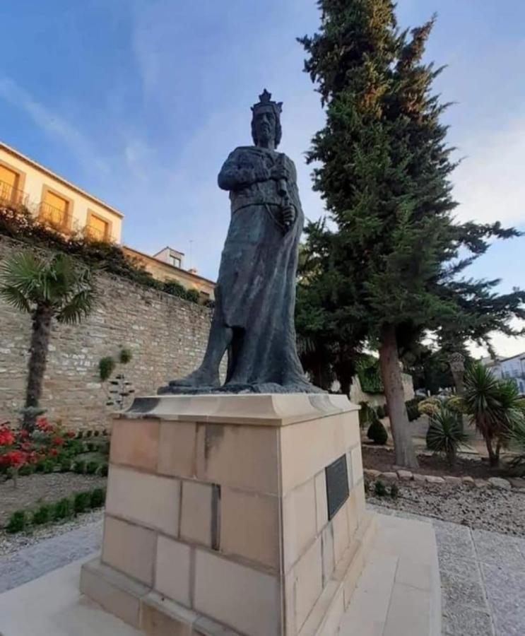 Apartamentos Fernando III El Santo Баэса Экстерьер фото