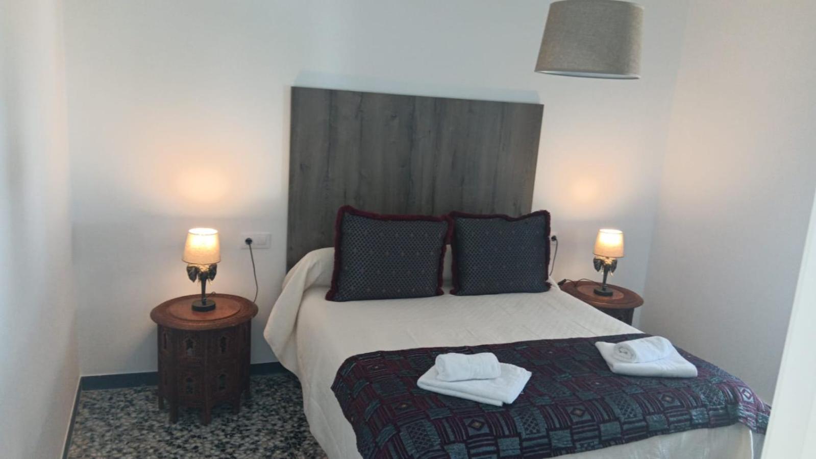 Apartamentos Fernando III El Santo Баэса Экстерьер фото